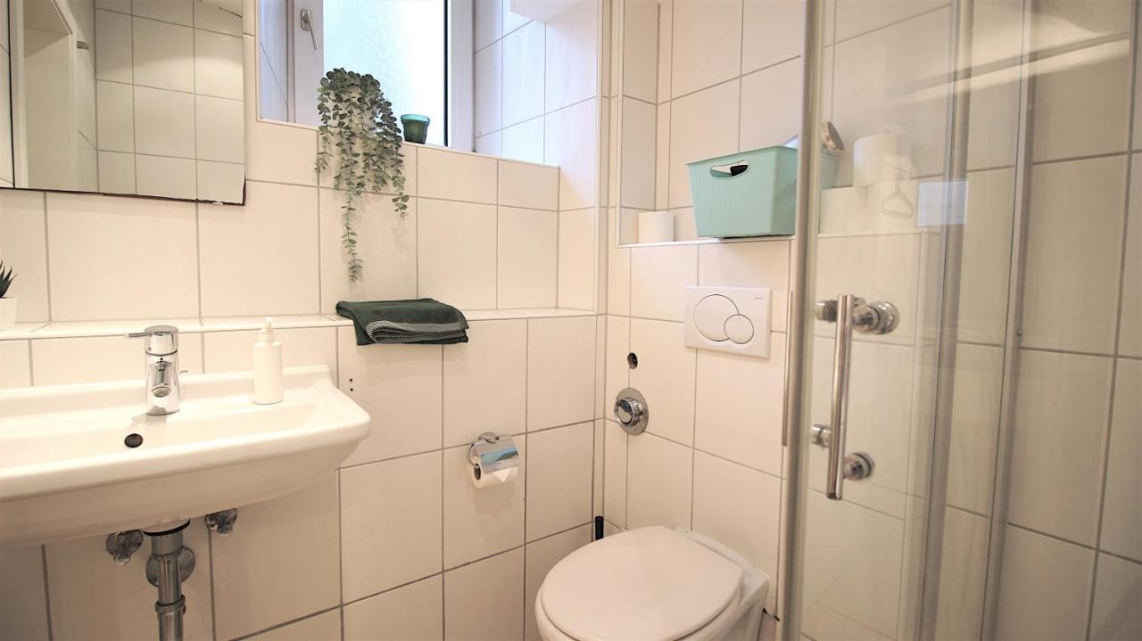 Xxx Fully Equipped Apartment Near Main Station! Würzburg Buitenkant foto
