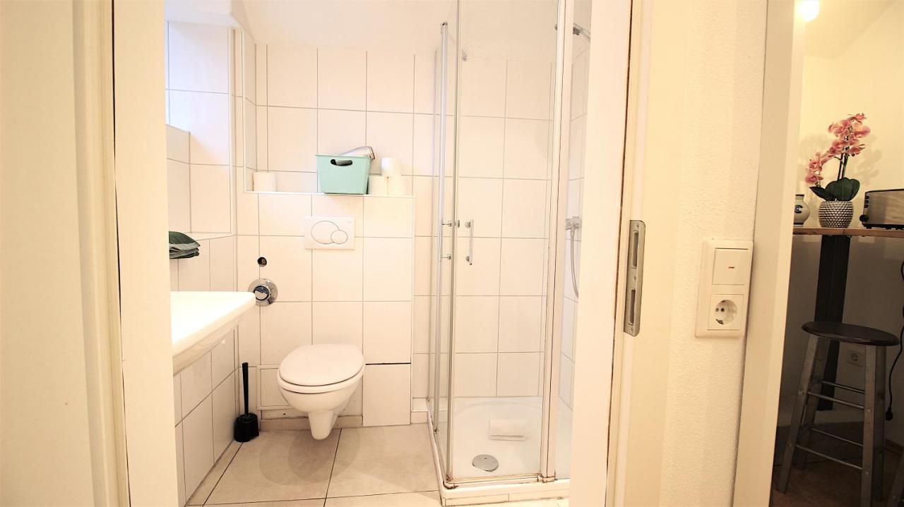 Xxx Fully Equipped Apartment Near Main Station! Würzburg Buitenkant foto