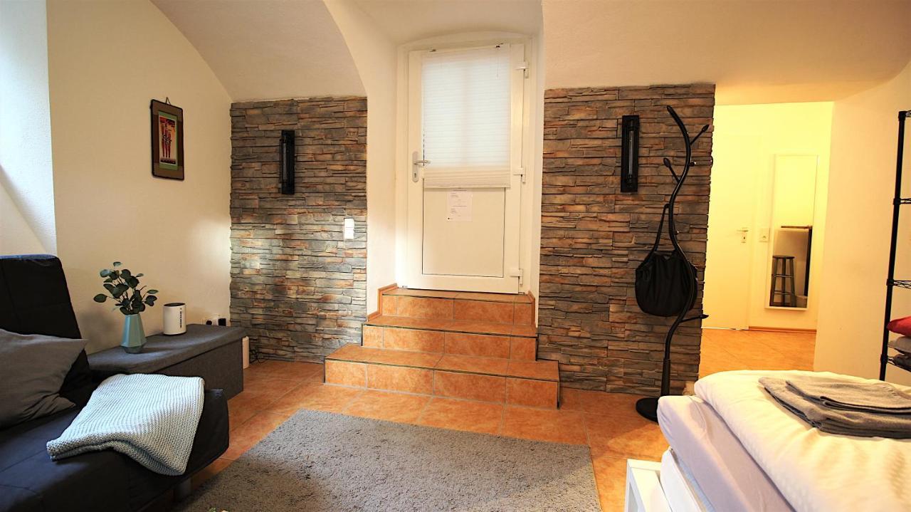 Xxx Fully Equipped Apartment Near Main Station! Würzburg Buitenkant foto